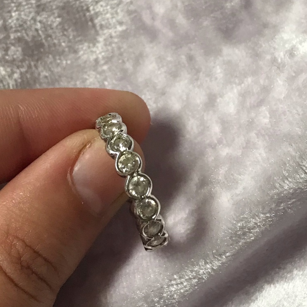 Dominique ring